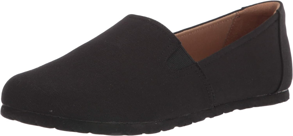 Amazon Essentials Womens Casual Slip-On Canvas Flat