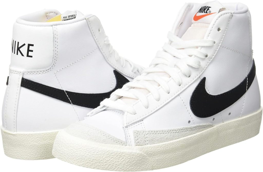 Nike Womens Sneaker