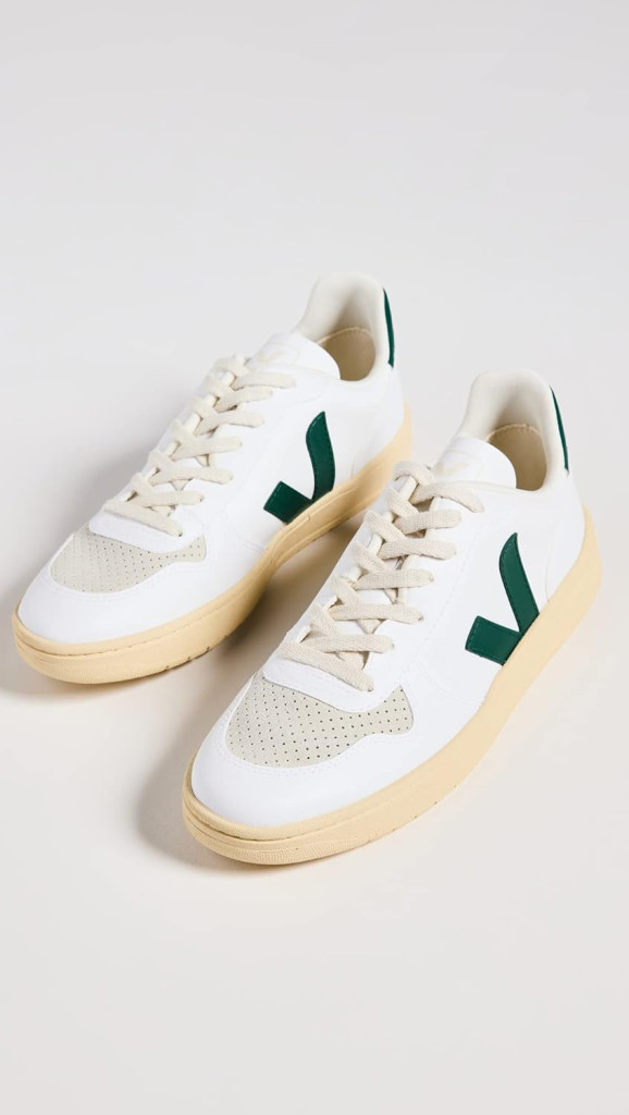 Veja Mens V-10 Sneakers