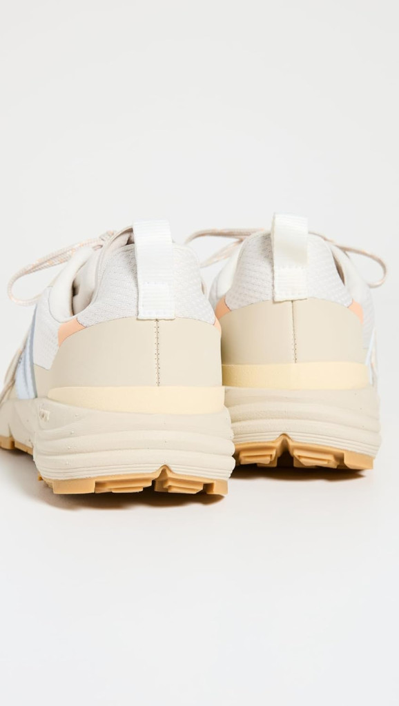 Veja Womens Dekkan Sneakers