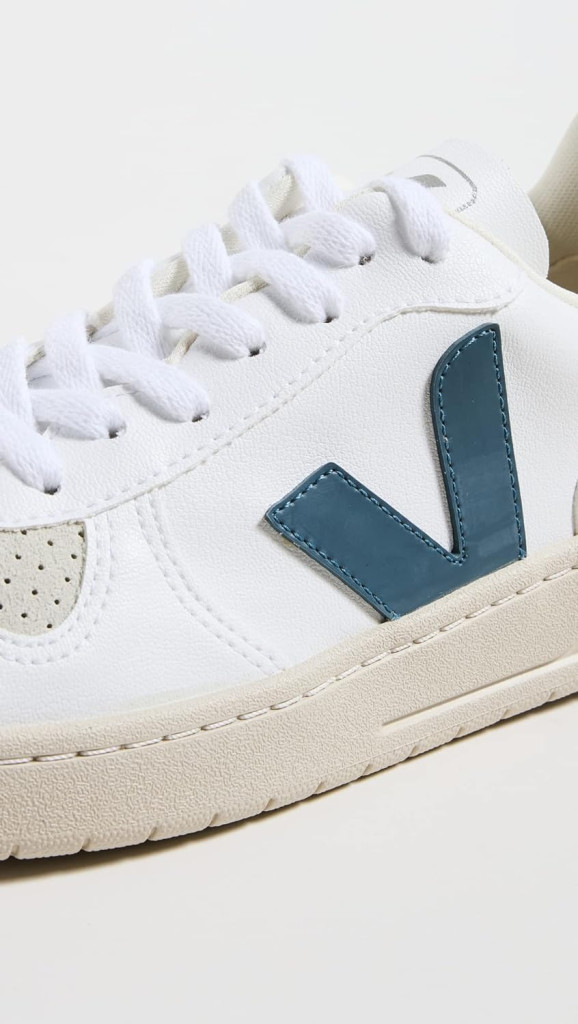 Veja Womens V-10 Suede Sneakers