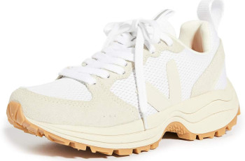 Veja Women’s Venturi Trainer Sneakers Review Veja Women’s Venturi Trainer Sneakers Review