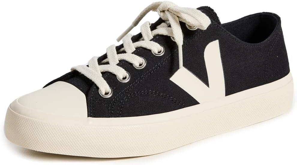 Veja Womens Wata II Low Sneakers