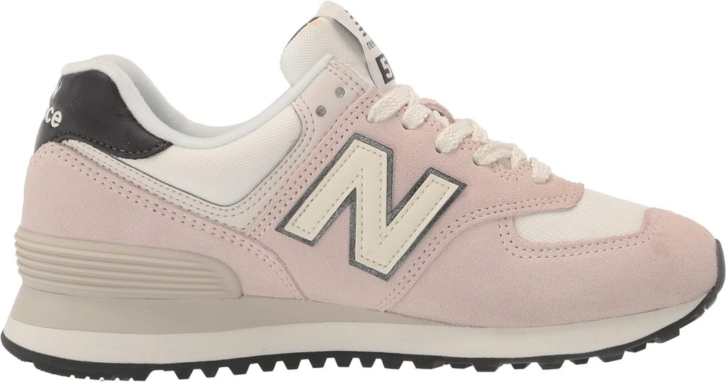 New Balance Womens 574 V2 Essential Sneaker