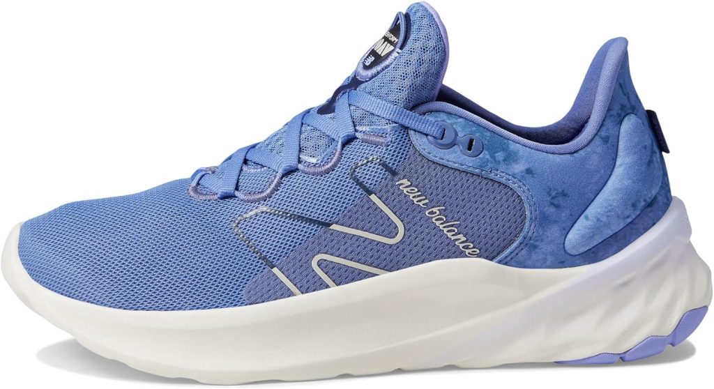 New Balance Womens Fresh Foam Roav V2 Sneaker