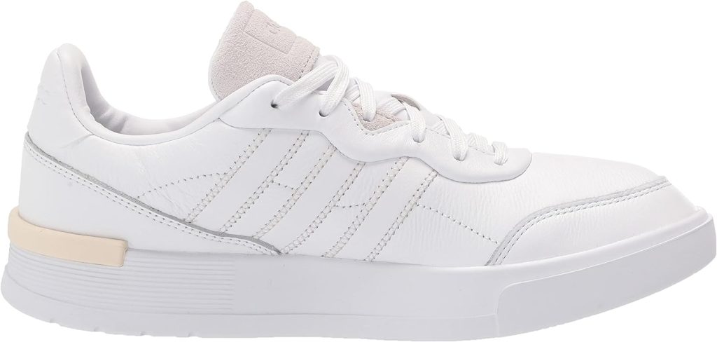 adidas Womens Futurecourt Tennis Shoe