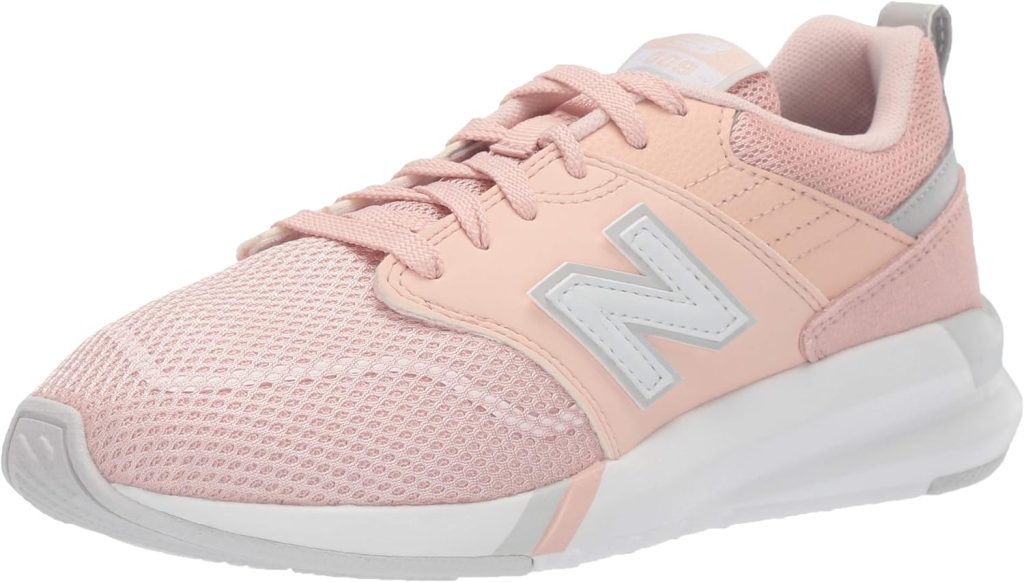 New Balance Womens 009 V1 Sneaker