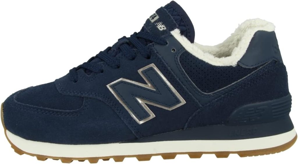 New Balance Womens 574 V2 Varsity Sneaker