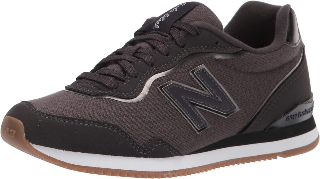 New Balance Womens Sola Sleek V1 Sneaker