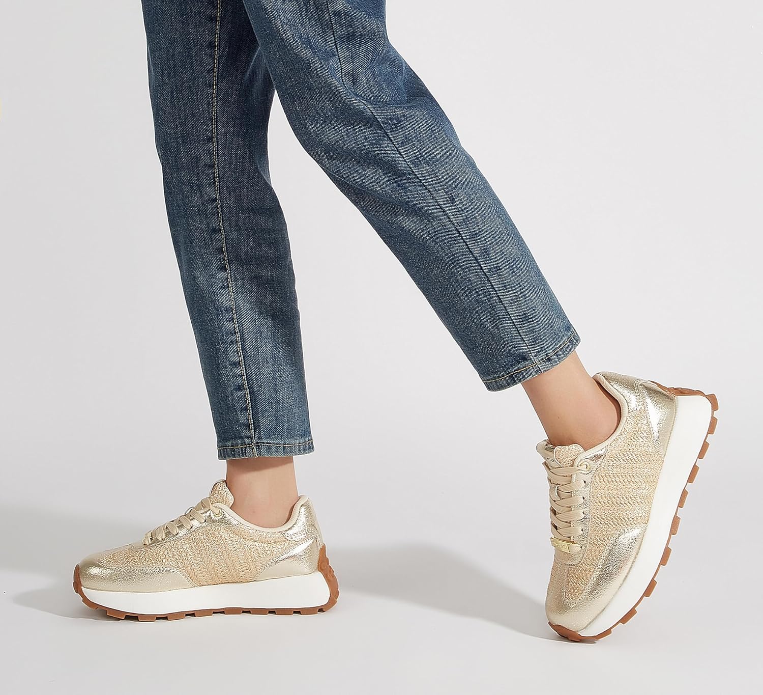 LUCKY STEP Womens Platform Fashion Sneakers Retro Classic Trainers Casual Lace-up Stylish Tennis Running Walking Shoes