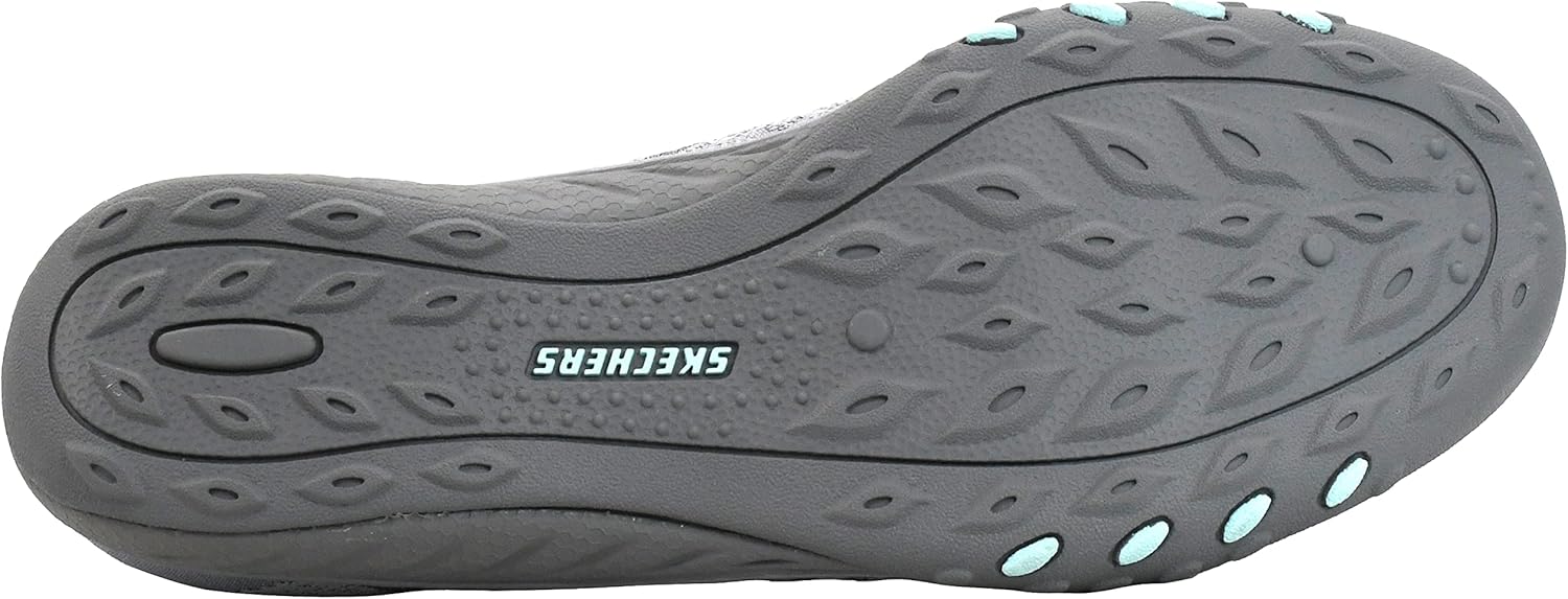Skechers Womens Breathe Easy Fortune Knit