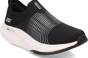 Skechers Women’s Go Walk Max Walker Sally Sneaker Review