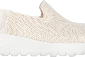 Skechers Hands Free Slip-ins Sneaker Review